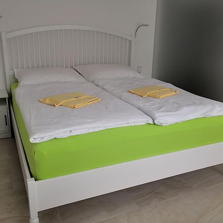 Hotel Milan Vopicka Hluboká nad Vltavou エクステリア 写真